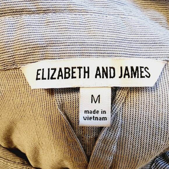 ELIZABETH & JAMES BLUE STRIPE BUTTON DOWN SIZE MED - Picture 3 of 7